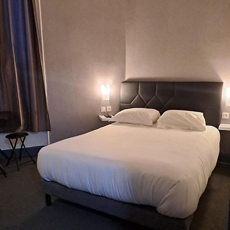 Hotel Le Celtic Монлюсон Экстерьер фото