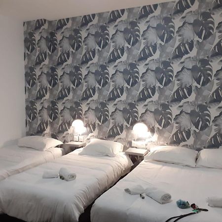 Hotel Le Celtic Монлюсон Экстерьер фото